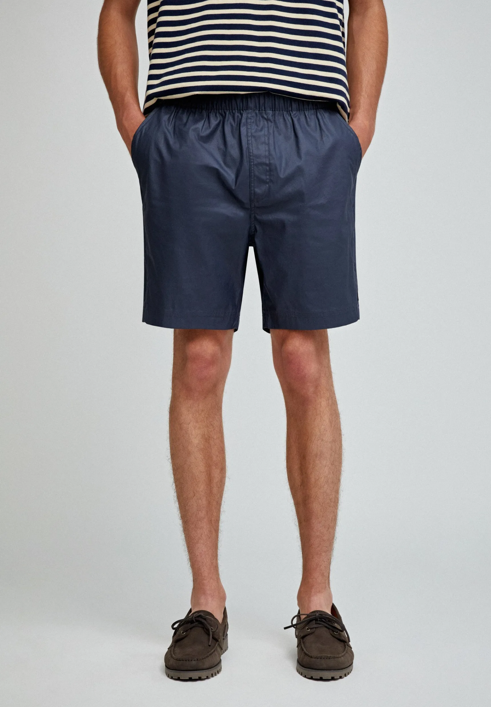 Scalpers Shorts | LIGHTWEIGHT BERMUDA SHORTS WITH ELASTIC WAIST