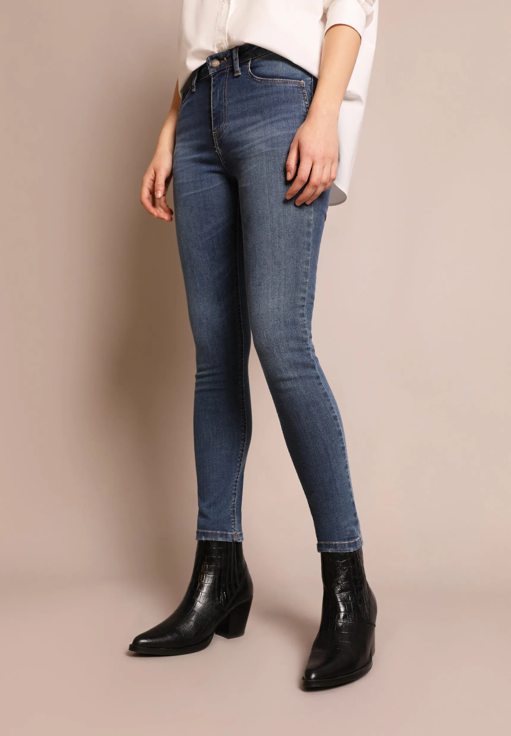 Scalpers Jeans | SKINNY JEANS WITH STUDS