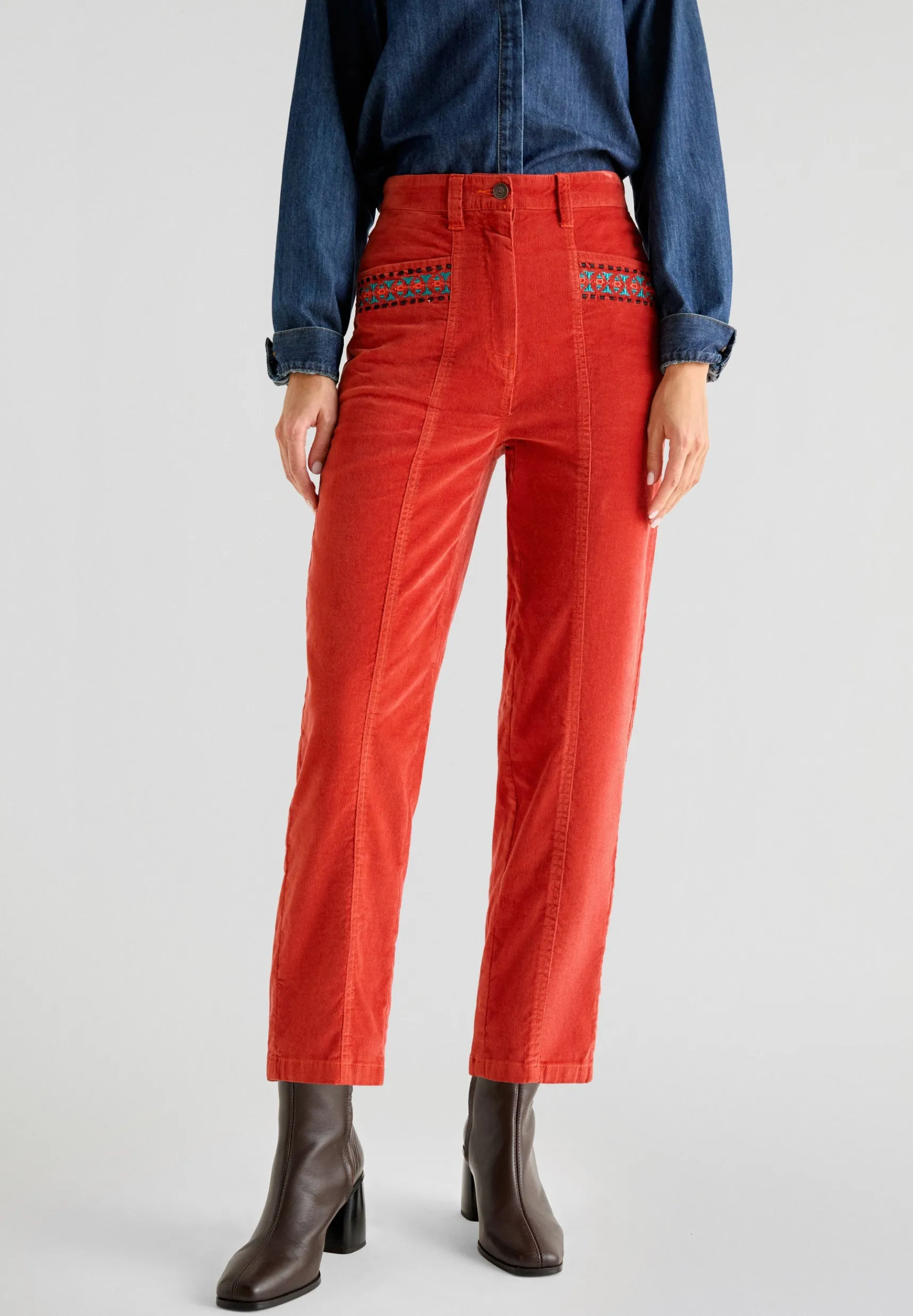 Scalpers Trousers | VELVET CHINO EMB PANT